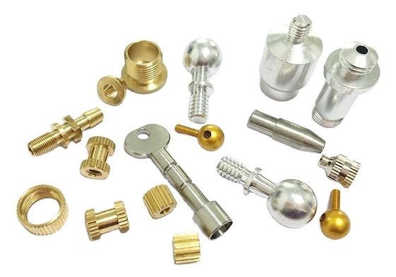 Parti di tornitura CNC in alluminio professionale con capacità di microtrattamento in ottone