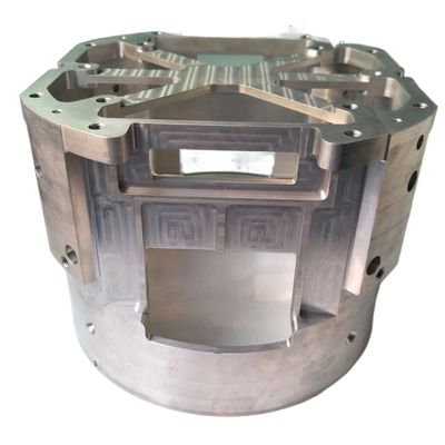 Servizio di lavorazione di macchinari per la lavorazione di parti CNC