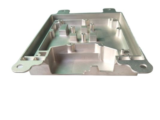 Capacità del materiale in alluminio Tornitura e fresatura CNC di precisione