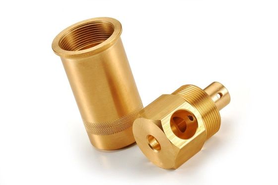 Capacità del materiale di rame Lavorazione CNC per parti in ottone SS alluminio metallo plastica
